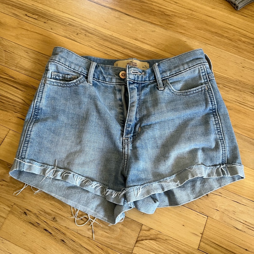 Hollister Short Short High Rise Denim Shorts